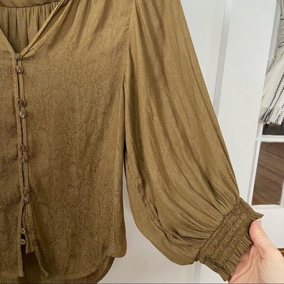 Anthropologie Cacee Jacquard Button Down Snake Print Blouse Size XS - Picture 6 of 11